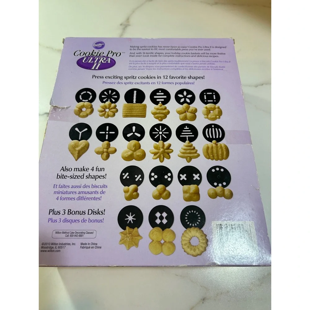 Wilton Cookie Pro Ultra II Cookie Press Set 19 Disks 2104-1028 Spritz Maker